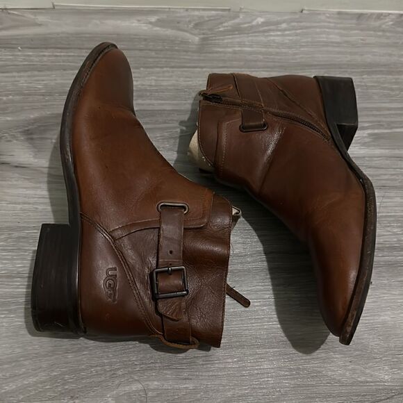 UGG BOOTS SIZE 10 - Picture 3 of 9